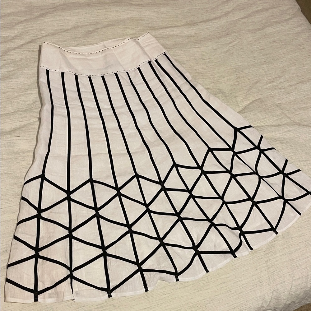 Carlisle Black and White Patterned A-Line Skirt